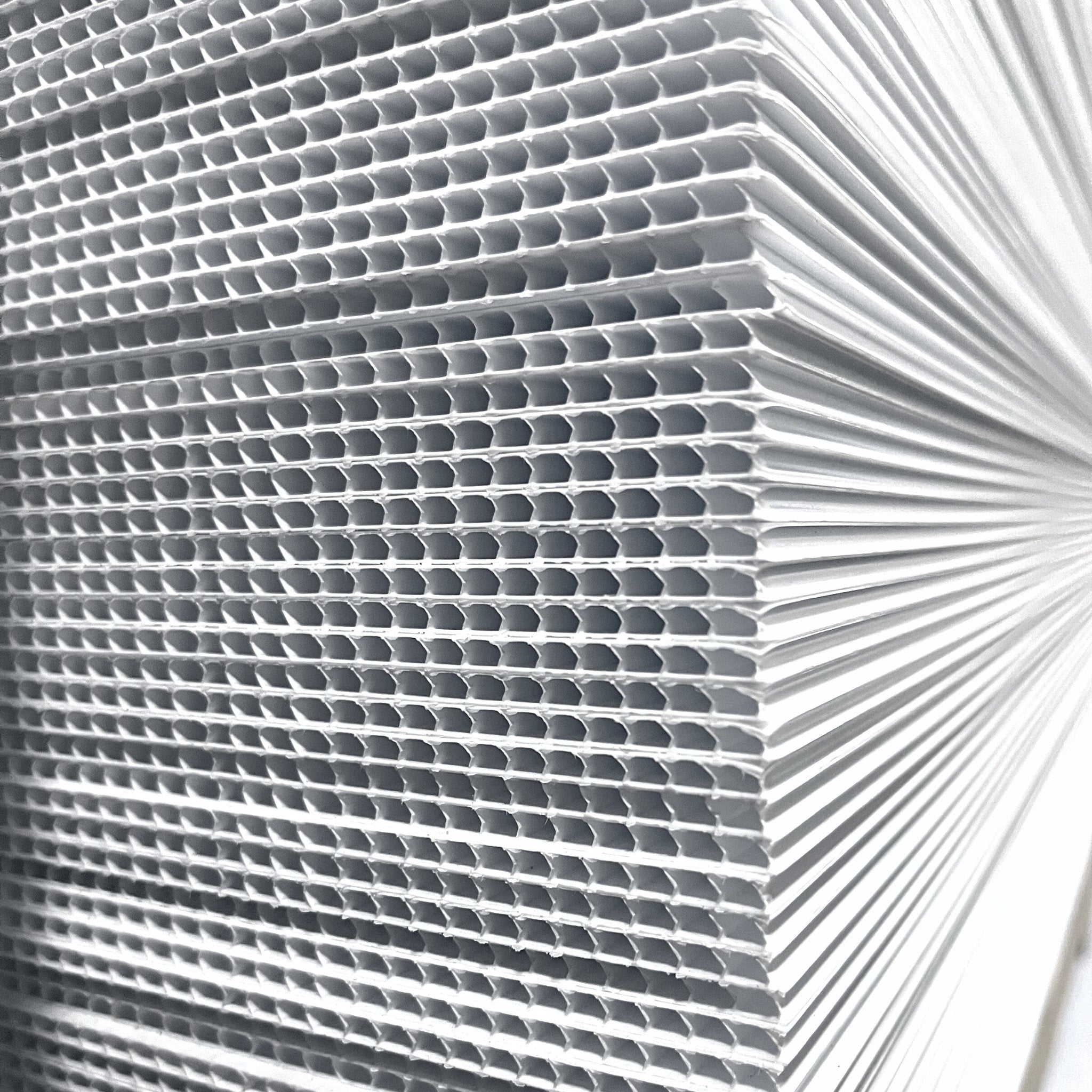 Coroplast Corrugated Plastic Sheet (Cut to Size) 4mm (0.157Inch) Wh